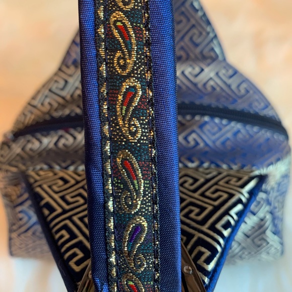 Unique patterned mini bag - Picture 3 of 8